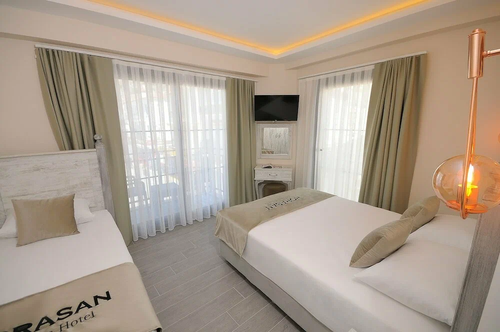 Horasan Butik Hotel bahçe